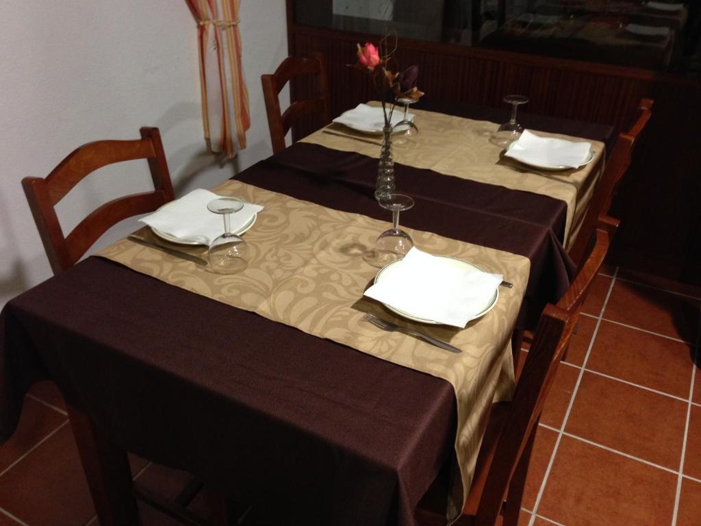 Alojamento Local De Pardieiros Hotel Avô Esterno foto