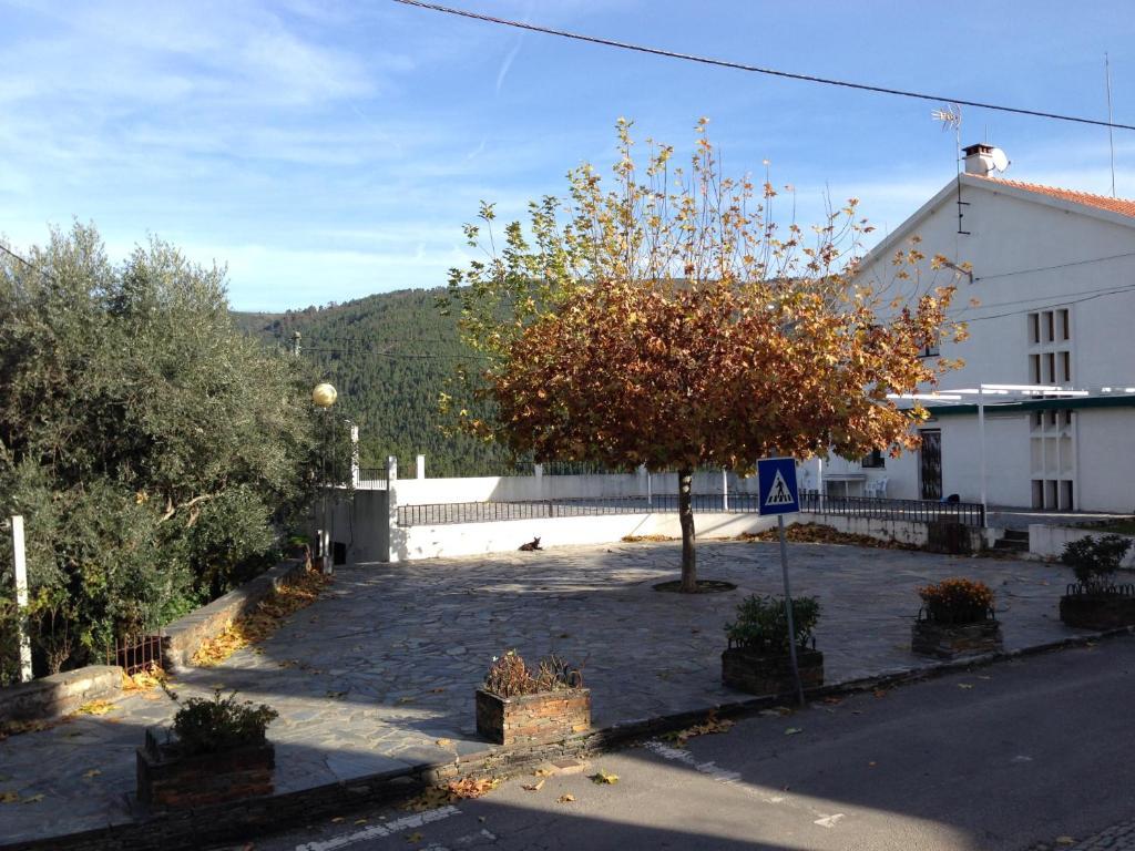 Alojamento Local De Pardieiros Hotel Avô Esterno foto
